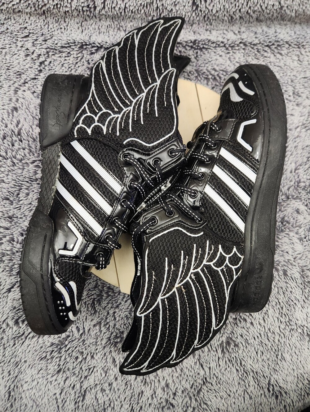 Adidas JS Wings 2.0 Jeremy Scott Mesh Black Mens Size 9 - Picture 6 of 9